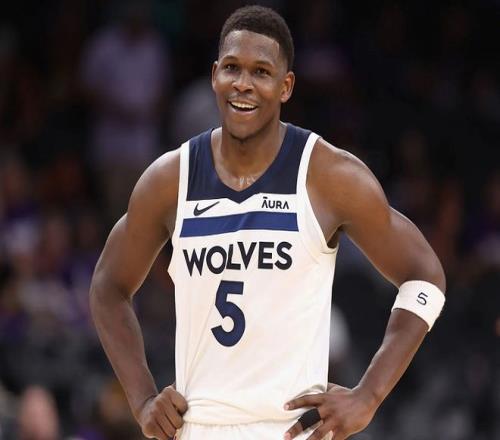 罗德里戈：我想表达我们对教练的支持；我很需要进球（罗德里戈：我们力挺主帅；我渴望尽快进球）