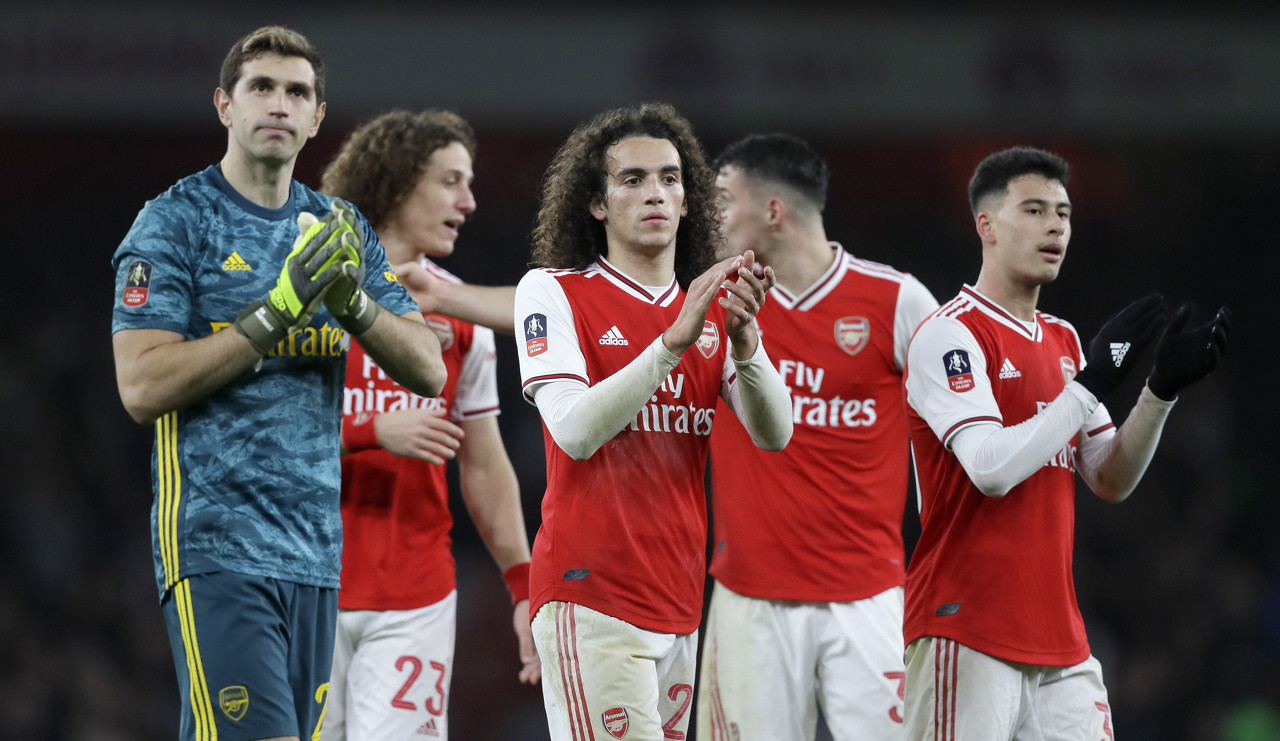 记者：国米签哈伊杜克18岁中卫布拉尼米尔的交易已完成80%（记者称国米引进哈伊杜克18岁中卫布拉尼米尔进展达80%）