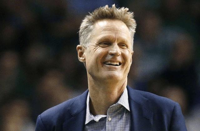 斯卢茨基：我们丢球后不得不加强进攻，这给了对手很多空间（斯卢茨基：失球后只能加大攻势 结果给了对手更多空间）