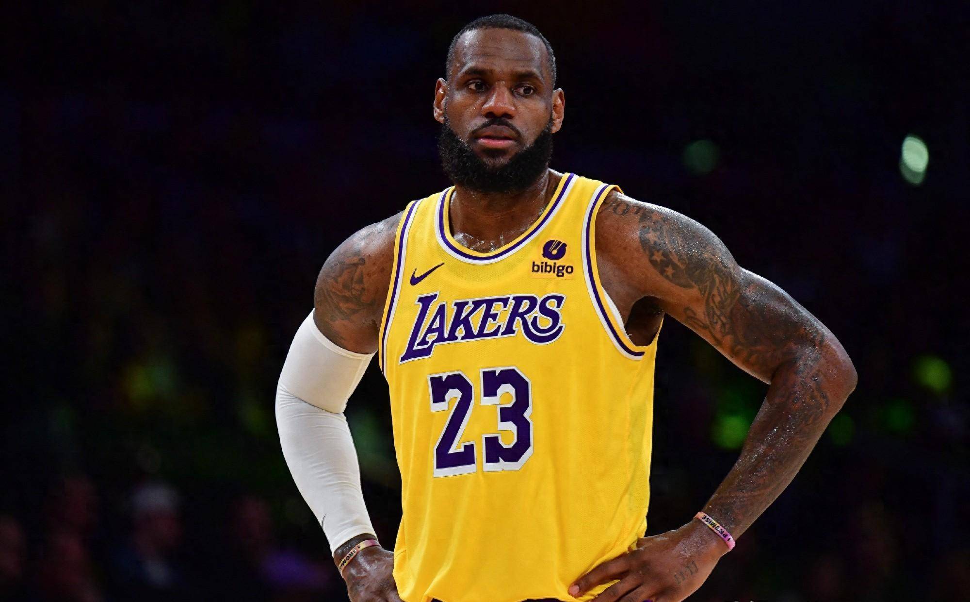 德佬回应传闻：我为身边能有孔蒂这样的真正男人而感到自豪（德佬辟谣：与孔蒂这样的真男人并肩让我倍感自豪）