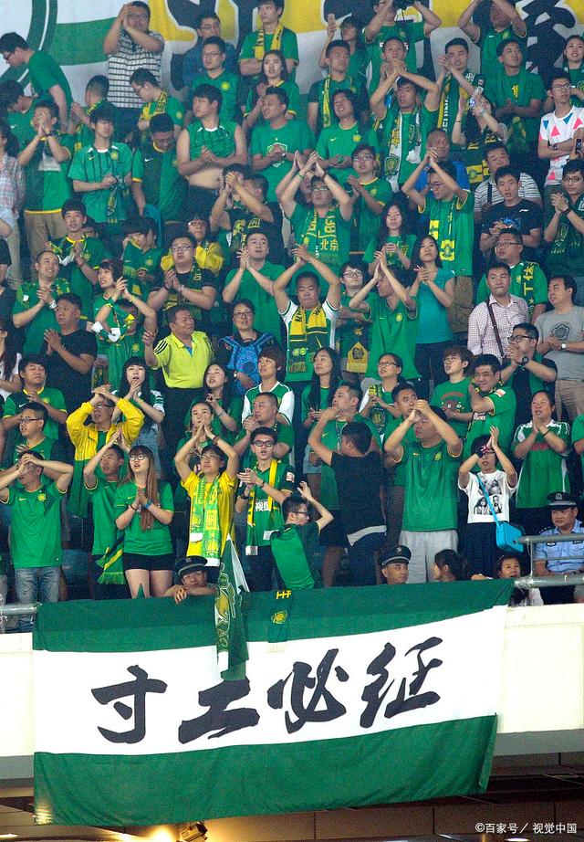 都体：凯利主动放弃休息日加紧恢复；卡瓦尔恢复进度稍慢一些（都体：凯利自愿放弃休息日全力康复；卡瓦尔恢复节奏偏慢）