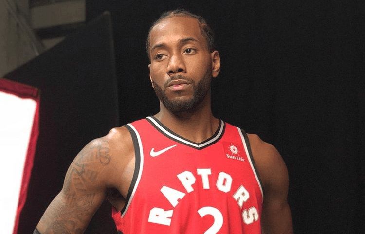 拜仁慕尼黑迎战里斯本竞技：欧冠小组赛终极对决（欧冠小组赛焦点战：拜仁慕尼黑对阵里斯本竞技）