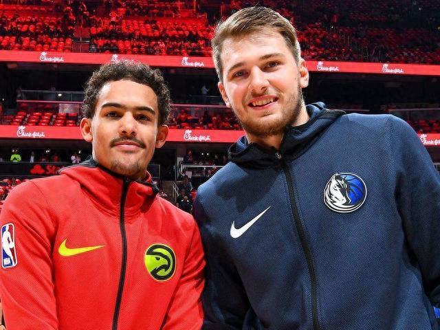 精彩，皇马女足前锋琳达-凯塞多打入一记马拉多纳式进球（皇马女足前锋琳达-凯塞多上演马拉多纳式精彩破门）