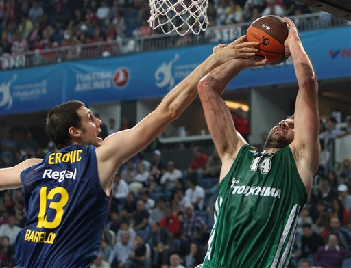 球星晒更衣室照，全队氛围太好了（球星晒更衣室合影，队内氛围爆棚）