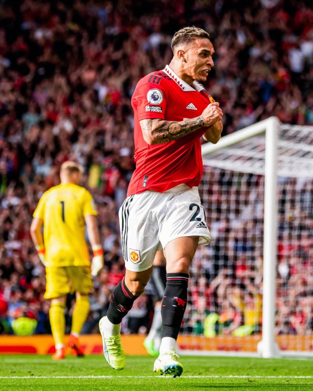 贺希宁：新帅凯利的篮球理念很先进，今晚战青岛先要做好防守（贺希宁：新帅凯利理念前卫，今晚迎战青岛防守优先）