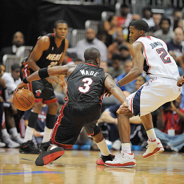 NBA球员交易动态及球队影响（NBA交易动向：球员流动与球队影响）