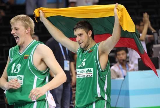 萨内蒂：梅西完全有能力继续在阿根廷担任领袖，他想再次为国出战（萨内蒂：梅西仍具领导阿根廷的实力，渴望再披国家队战袍）