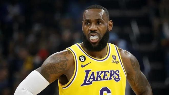 万隆主帅：周末联赛的胜利激励了我们，现在全队士气大振（万隆主教练：周末取胜为我们打了一剂强心针，全队士气高涨）