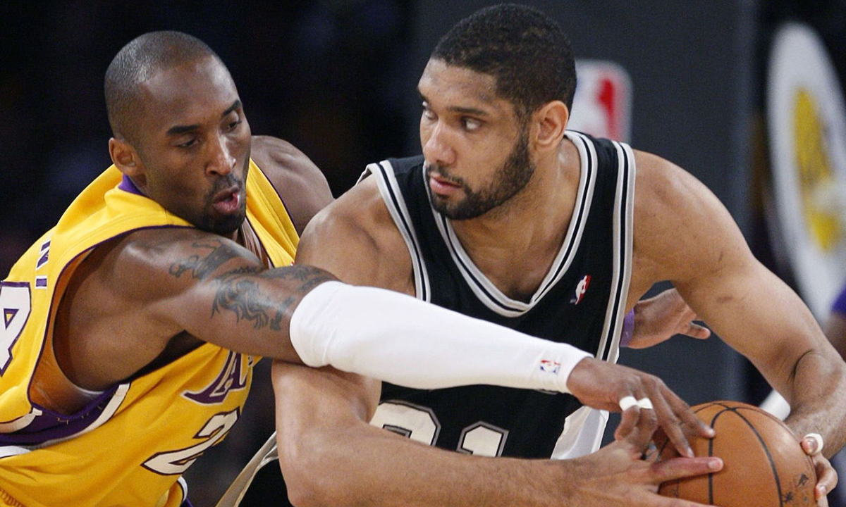 卡斯尔借掩护，科内特空接暴扣惊艳全场（卡斯尔巧借挡拆，科内特空接劈扣震撼全场）