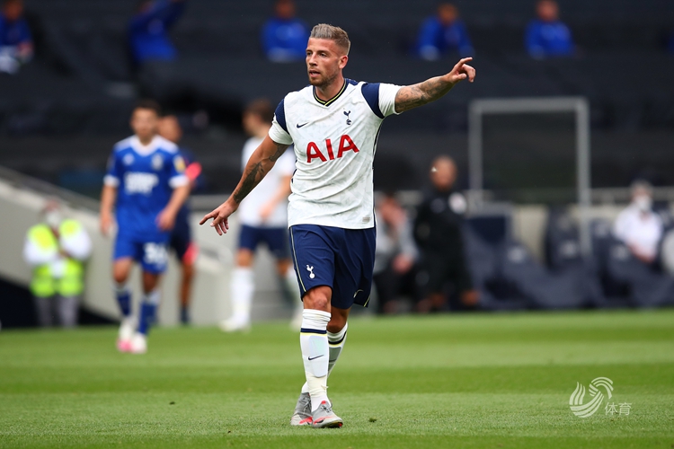 深圳青年人瞄准云南玉昆外援，2026冲超计划曝光（深圳青年人欲引进云南玉昆外援，2026冲超方案浮出水面）