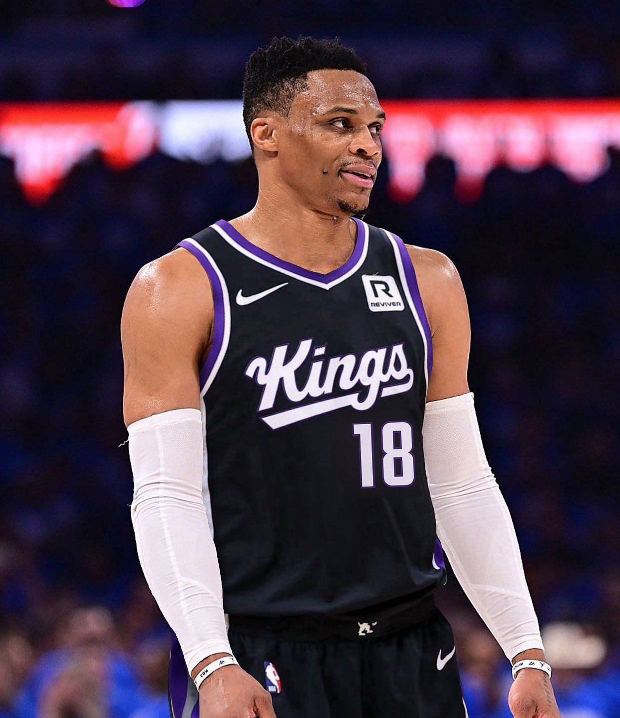 赫拉德-马丁：客战国米是生涯最佳比赛；选18号是因为阿尔巴（赫拉德-马丁：客场战国米乃生涯最佳一役；身披18号致敬阿尔巴）