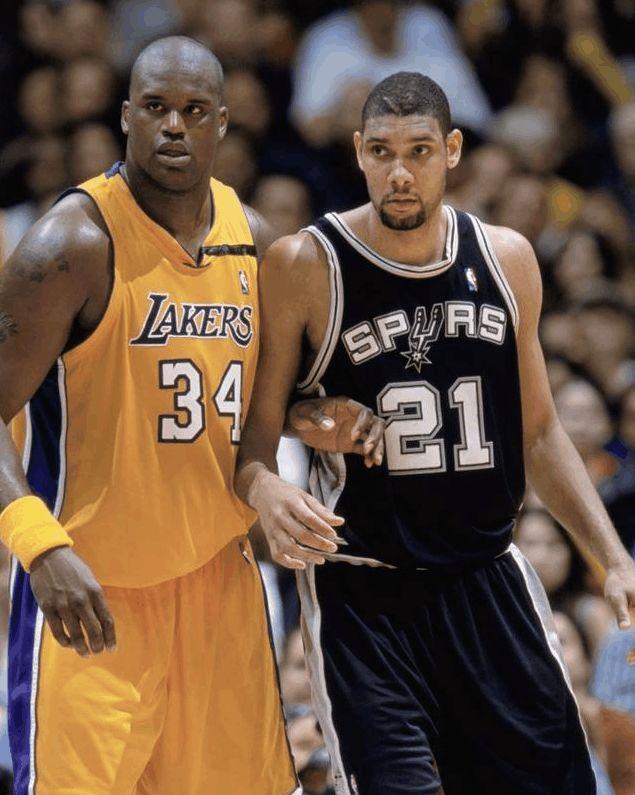 喀麦隆非洲杯大名单：姆伯莫领衔，巴索戈在列，奥纳纳无缘（喀麦隆非洲杯名单出炉：姆伯莫压阵，巴索戈入选，奥纳纳落选）