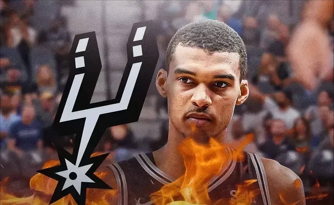 足球周刊：重返国足是刘若钒的愿望，殷切期待完成A级赛首秀（足球周刊：刘若钒盼回归国足，渴望迎来A级赛首秀）